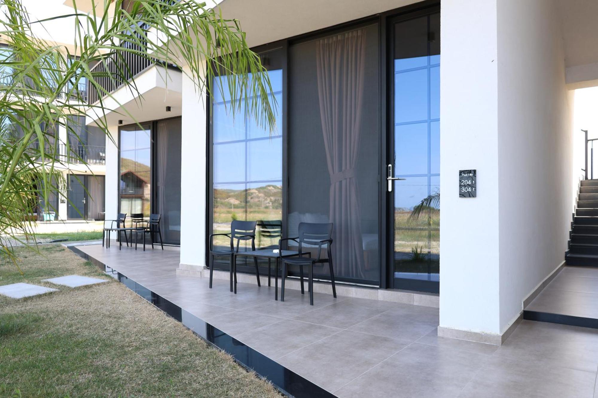 Posh Villas Rrogozhine Esterno foto